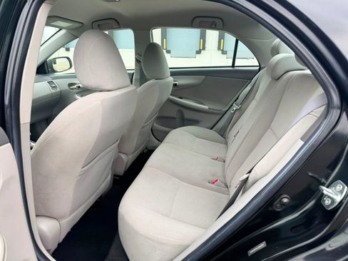 Used 2010 Toyota Corolla LE FWD image 10