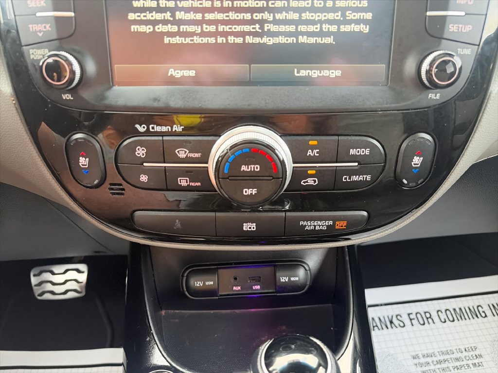Used 2014 Kia Soul + w/ Primo Package FWD image 18