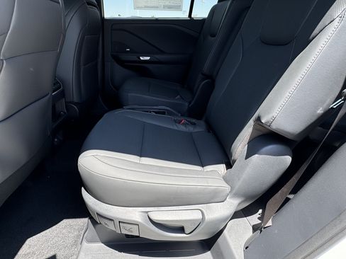 New 2026 Lexus TX 500h AWD image 30