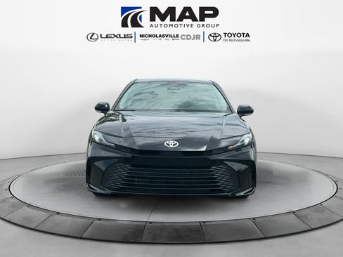 Used 2026 Toyota Camry LE FWD image 8