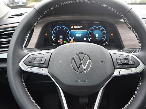 New 2026 Volkswagen Atlas SEL AWD/4WD image 11