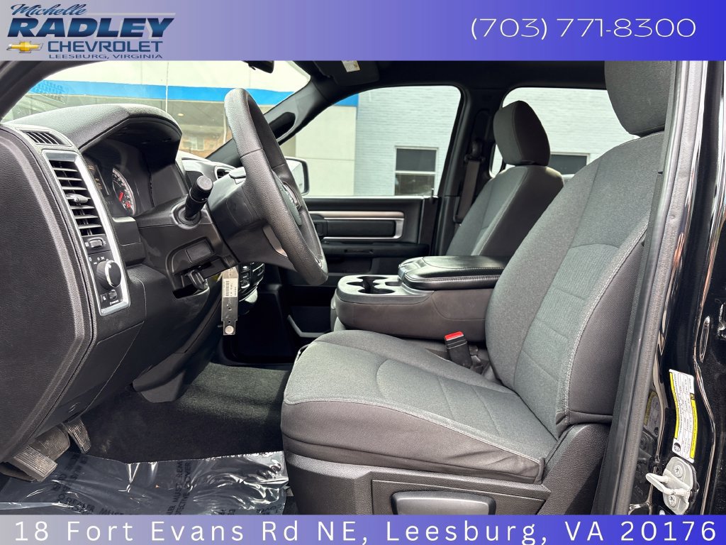 Used 2024 RAM 1500 Warlock AWD/4WD image 22