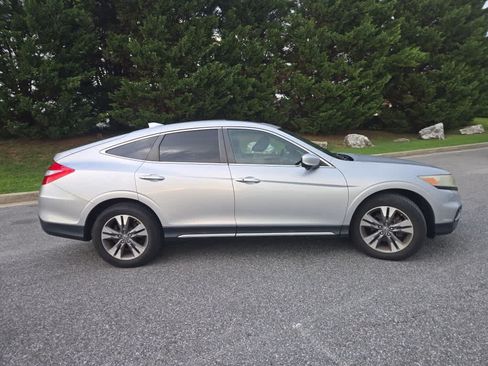 Used 2015 Honda Crosstour EX-L image 4