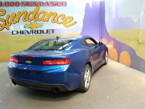 Used 2017 Chevrolet Camaro LT image 7