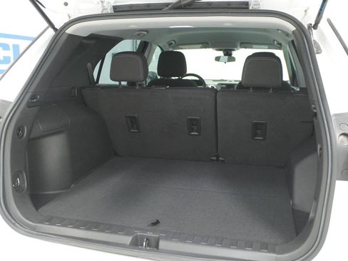 Used 2023 Chevrolet Equinox LS w/ Driver Confidence II Package FWD image 31