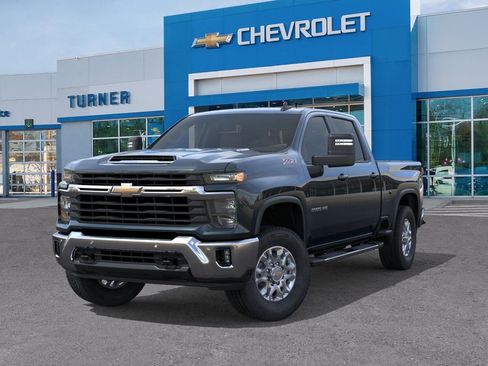 New 2026 Chevrolet Silverado 2500 LT w/ Safety Package AWD/4WD image 6