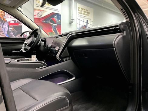 Used 2023 Hyundai Tucson Limited image 14