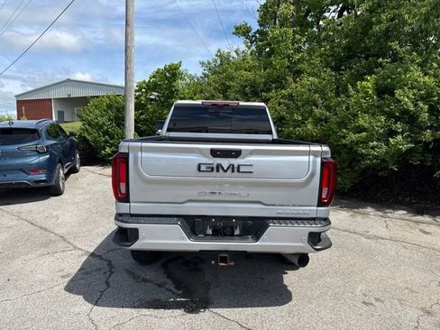 Used 2022 GMC Sierra 3500 Denali w/ Denali Ultimate Package AWD/4WD image 4
