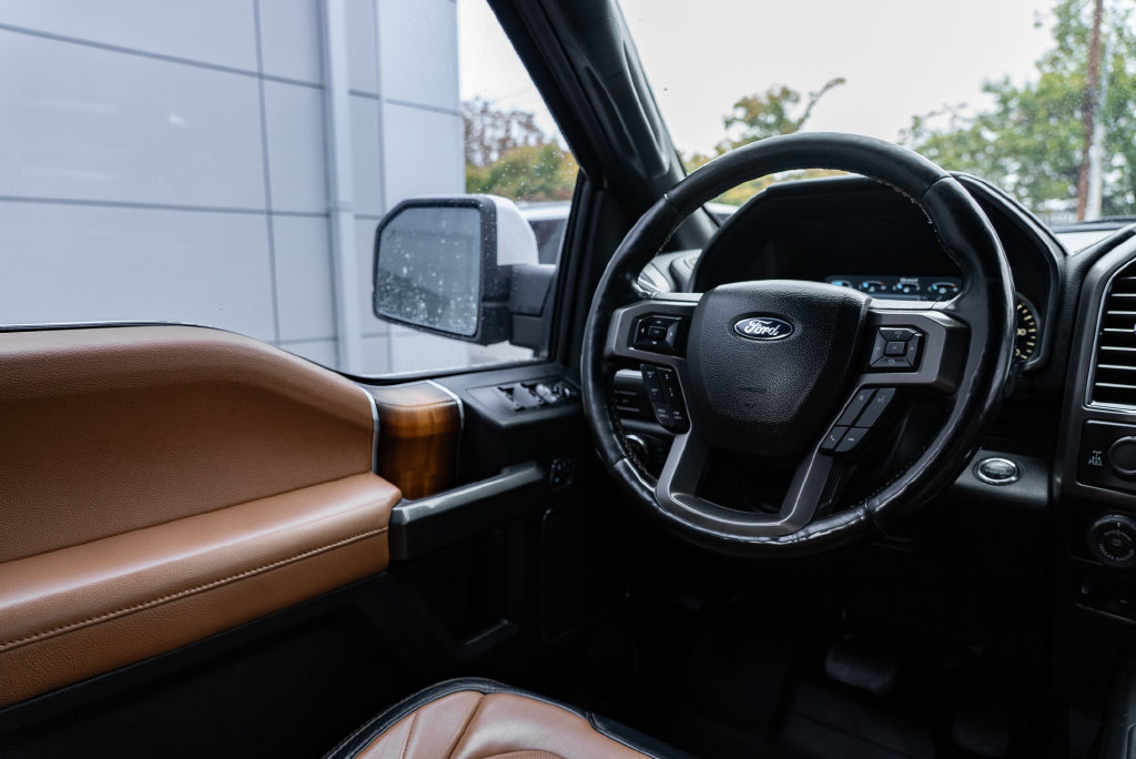 Used 2017 Ford F150 Limited AWD/4WD image 12