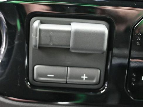 New 2025 Chevrolet Silverado 1500 RST AWD/4WD image 18