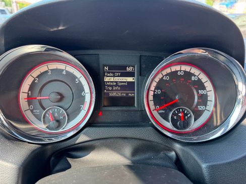 Used 2019 Dodge Grand Caravan GT FWD image 19