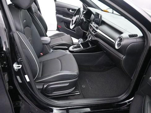 Used 2021 Kia Forte GT-Line image 13