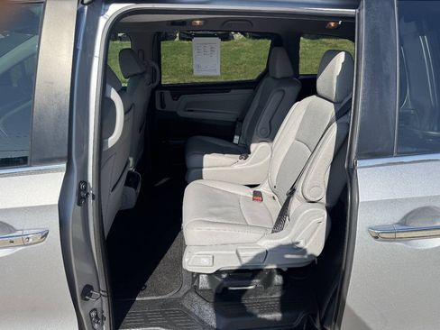 Used 2019 Honda Odyssey EX-L image 7