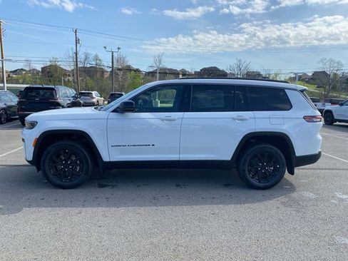 New 2026 Jeep Grand Cherokee L 4WD image 6