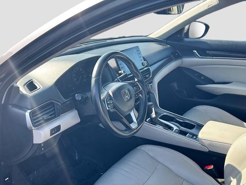 Used 2018 Honda Accord EX-L image 9