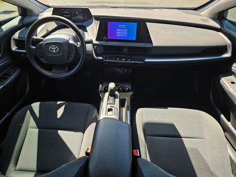Used 2024 Toyota Prius LE AWD/4WD image 14