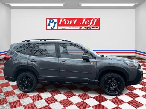Used 2022 Subaru Forester Wilderness AWD/4WD image 3