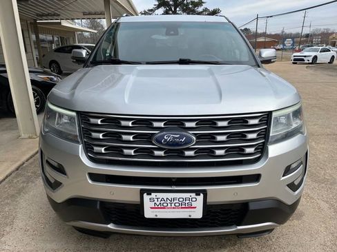 Used 2016 Ford Explorer Limited w/ Equipment Group 301A image 5