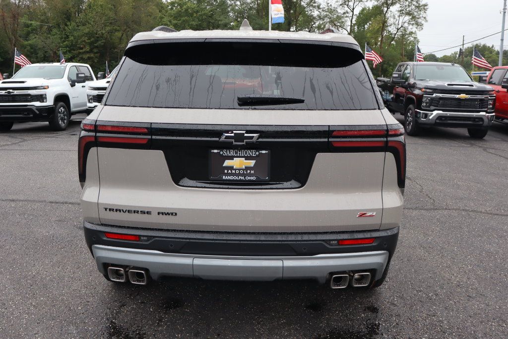 New 2027 Chevrolet Traverse Z71 w/ Enhanced Driving Package AWD/4WD image 36