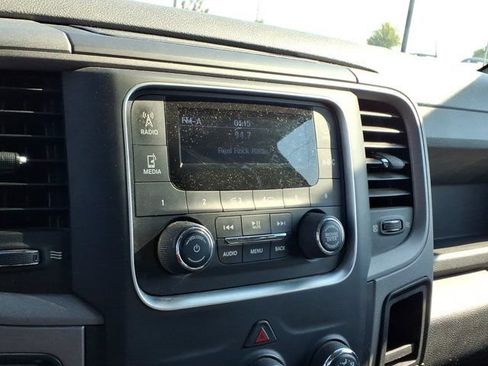 Used 2014 RAM 1500 Express AWD/4WD image 10
