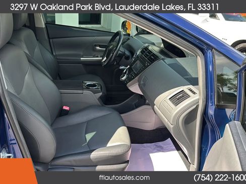 Used 2014 Toyota Prius V Five FWD image 36