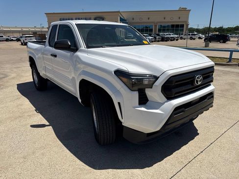 Used 2024 Toyota Tacoma SR RWD image 14