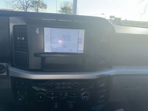 Used 2024 Ford F350 XLT image 13