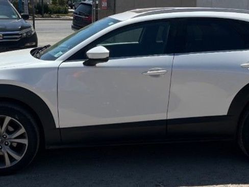 Used 2023 MAZDA CX-30 AWD 2.5 S w/ Premium Package image 3