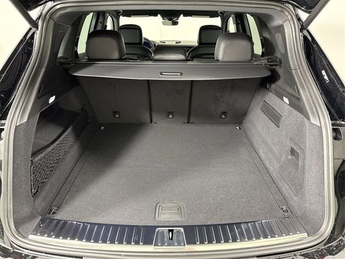 New 2026 Porsche Cayenne image 20