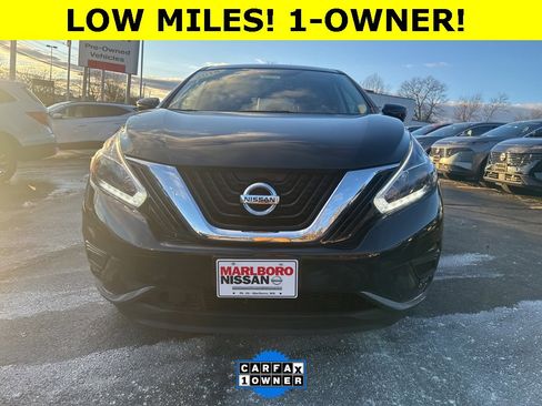 Certified 2018 Nissan Murano S image 2
