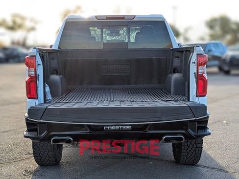 Used 2023 Chevrolet Silverado 1500 LT Trail Boss w/ LT Trail Boss Premium Package image 14