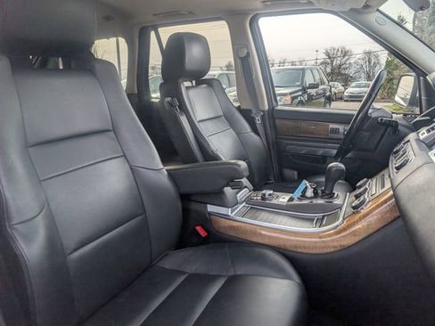 Used 2011 Land Rover Range Rover Sport HSE image 21
