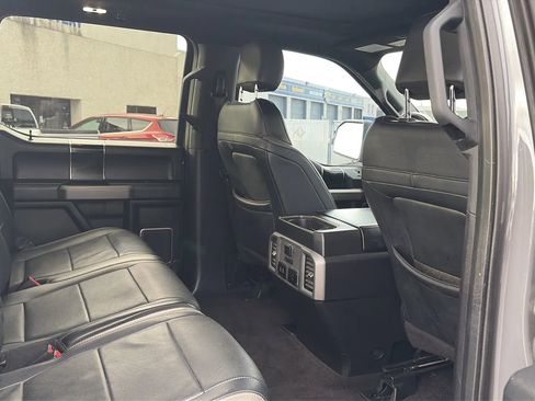 Used 2018 Ford F150 Raptor w/ Equipment Group 802A Luxury image 38