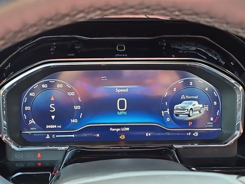 Certified 2025 Chevrolet Silverado 1500 LTZ w/ Technology Package image 24