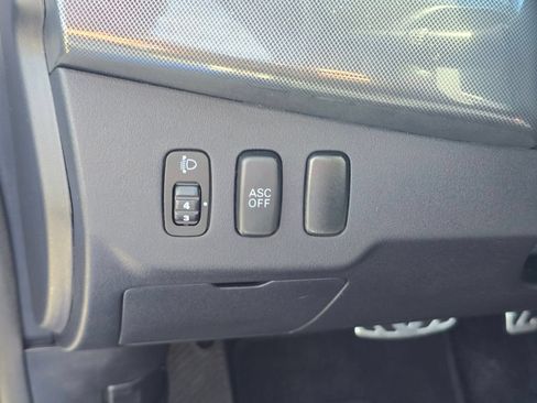 Used 2010 Mitsubishi Lancer Evolution SE AWD/4WD image 23