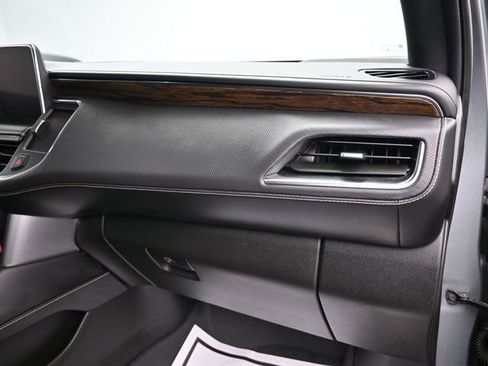 Used 2024 Chevrolet Tahoe Premier w/ Premium Package image 37