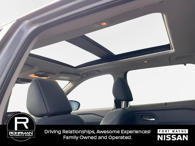 Certified 2023 Nissan Rogue SV w/ SV Premium B Package AWD/4WD image 31