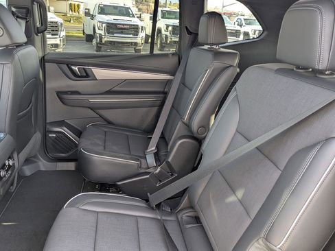 New 2026 Buick Enclave Preferred w/ Power Package image 24