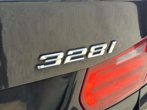 Used 2015 BMW 328i Sedan RWD image 8