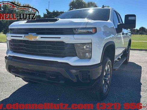 Used 2024 Chevrolet Silverado 2500 Custom w/ Custom Convenience Package image 32