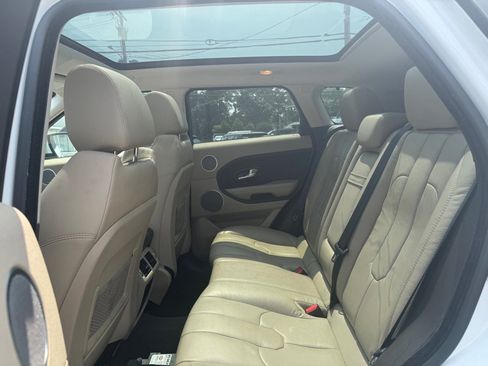 Used 2013 Land Rover Range Rover Evoque Pure Premium image 13