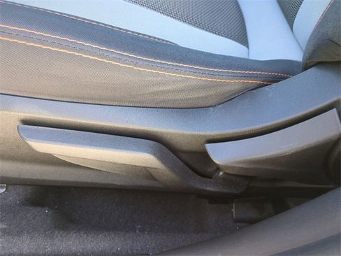 Certified 2021 Subaru Crosstrek 2.0i Premium image 21