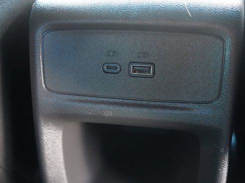 Used 2025 Buick Envista Sport Touring FWD image 21