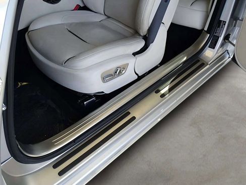 Used 2014 Rolls-Royce Wraith RWD image 20