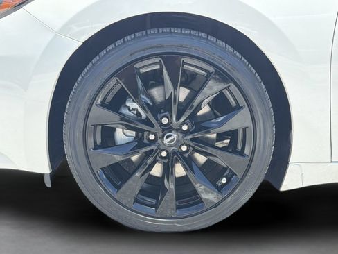 Used 2023 Nissan Maxima SR w/ Sport Mat Group FWD image 33