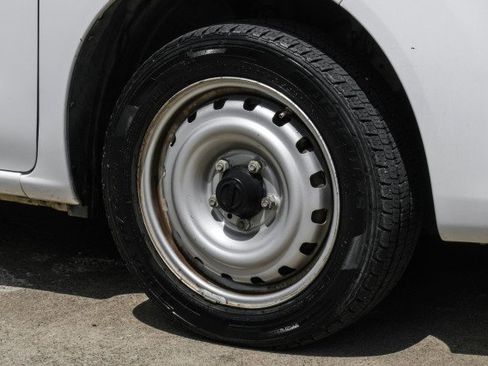 Used 2020 Nissan NV200 S image 52