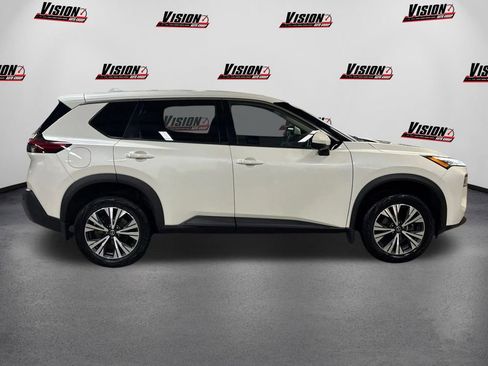 Used 2021 Nissan Rogue SV image 4