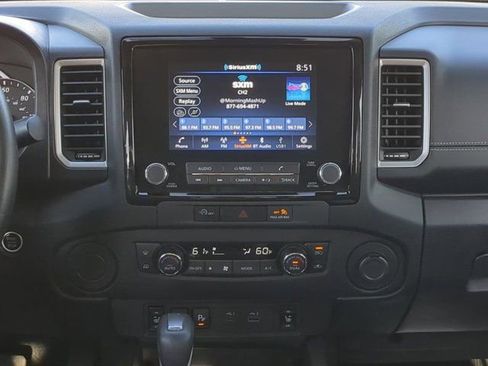 Used 2024 Nissan Frontier SL w/ Technology Package RWD image 17