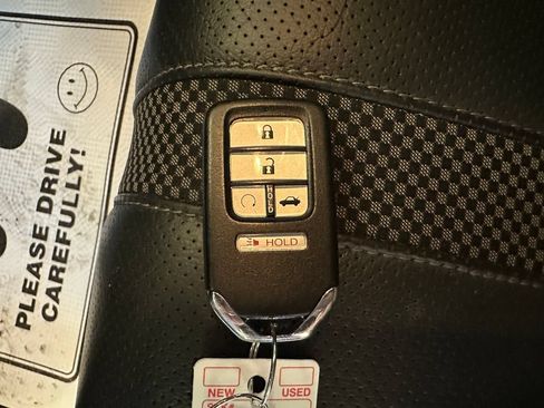 Used 2019 Honda Civic EX-L image 17