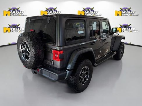Used 2024 Jeep Wrangler Unlimited Rubicon w/ Dual Top Group AWD/4WD image 4